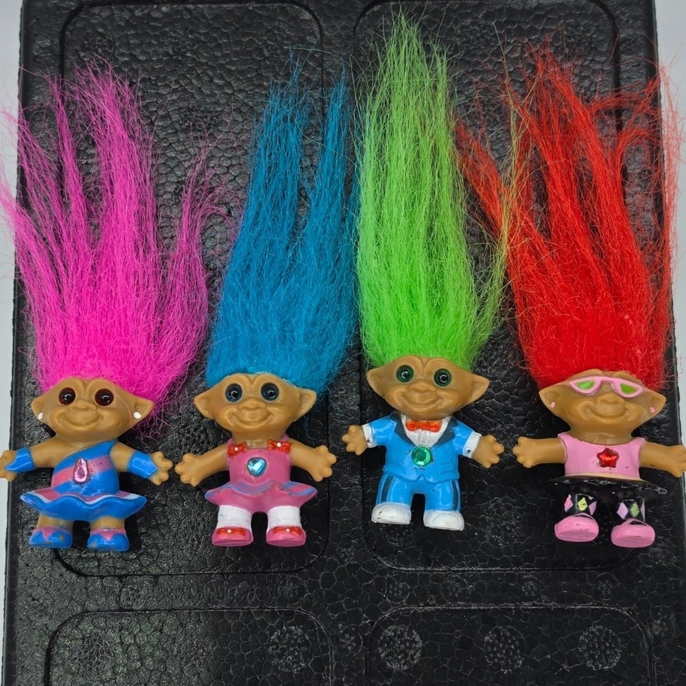 Vintage 1992 Ace Novelty Mini Treasure Troll Figures Set of 4 Jeweled Belly 90s